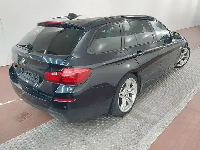 Używany BMW 530 Shadowline 258 KM (189 kW) 2016 Czarny Kombi