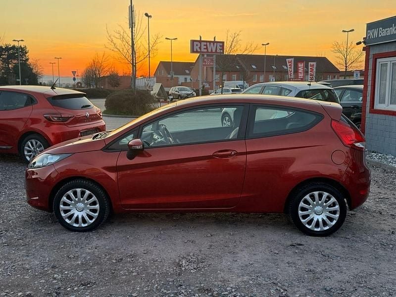 Gebraucht Ford Fiesta 97 PS (71 kW) 2010 Orange Kleinwagen