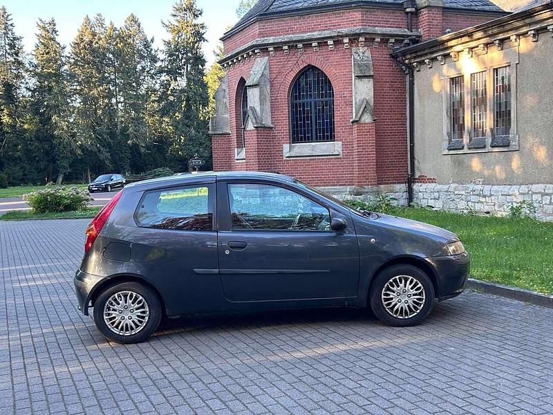 Gebraucht Fiat Punto 60 PS (44 kW) 2002 Kleinwagen