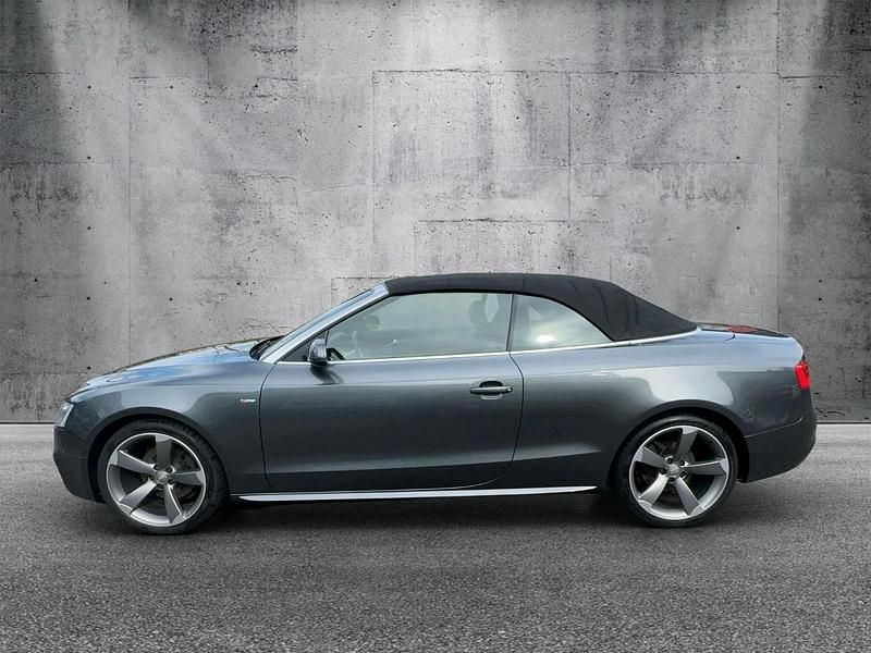 Gebraucht Audi A5 Cabriolet 177 PS (130 kW) 2015 Grau Cabrio