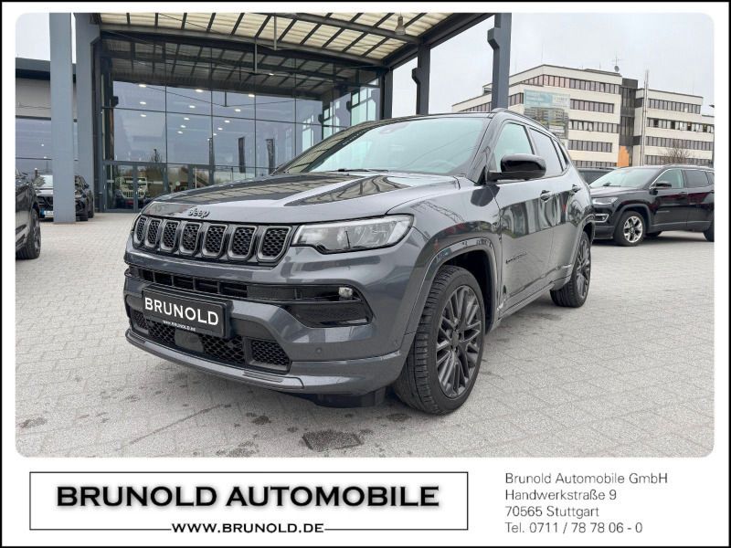 {"label" => "grey", "value" => "grey"} Gebraucht 2022 Jeep Compass SUV | 25.900 € (Teuer) - Bild 1/4