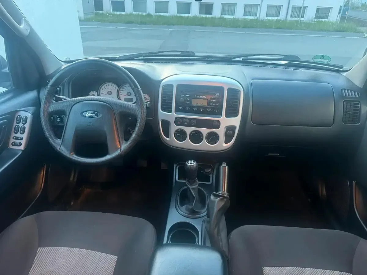 Gebraucht Ford Maverick 150 PS (110 kW) 2005 Silber SUV