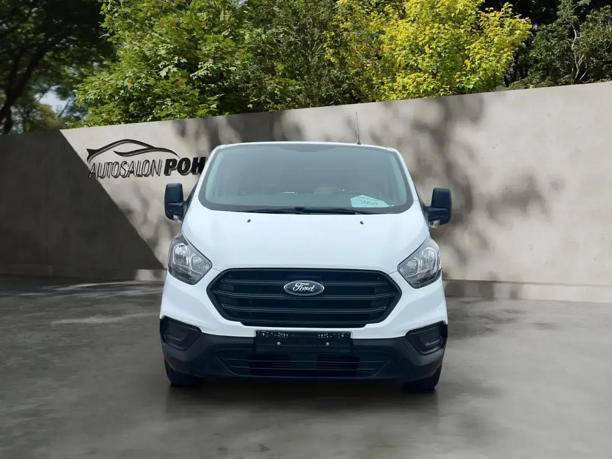 Gebraucht Ford Transit 105 PS (77 kW) 2019 Weiß Kombi