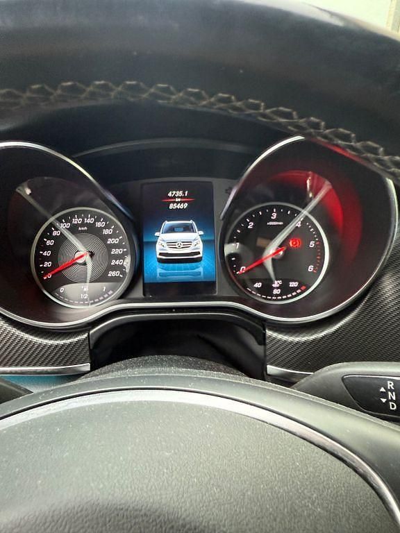 Schwarz Gebraucht 2021 Mercedes V300 Avantgarde Edition Van / Kleinbus | 53.000 € (Fairer Preis) - Bild 1/4