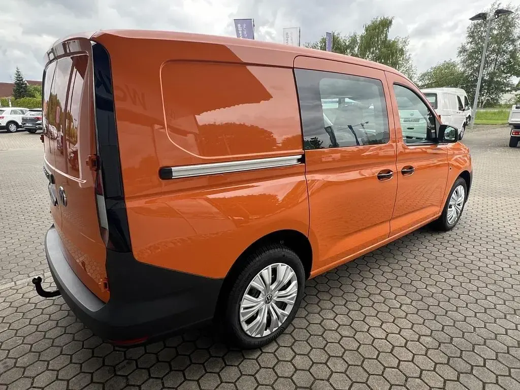 Neu VW Caddy 102 PS (75 kW) 2026 Orange Van / Kleinbus