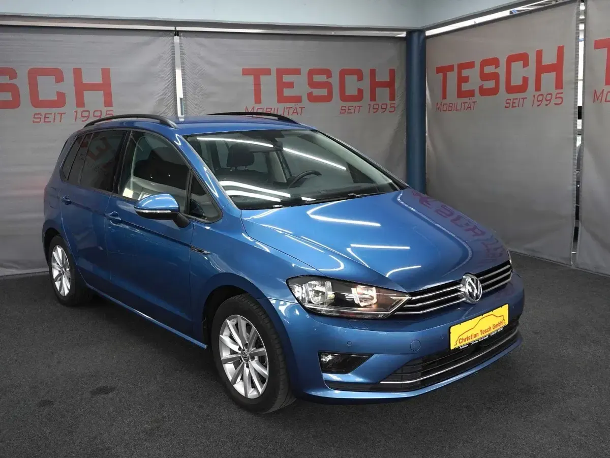 Gebraucht VW Golf Sportsvan LOUNGE 150 PS (110 kW) 2015 Blau Van / Kleinbus