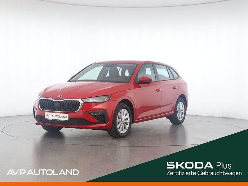 Velvet rot metallic Gebraucht 2024 Skoda Scala Selection Kleinwagen | 22.686 € - Bild 1/4