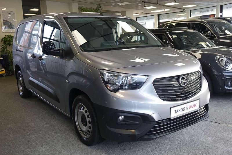 Gebraucht Opel Combo Edition 110 PS (80 kW) 2021 Kontrast grau/quarz silber Van / Kleinbus