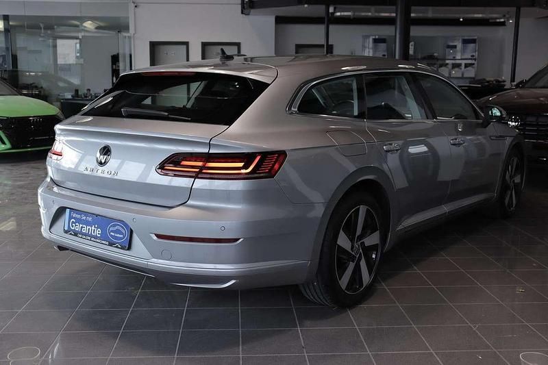 Gebraucht VW Arteon 150 PS (110 kW) 2020 Pyritsilber metallic Kombi