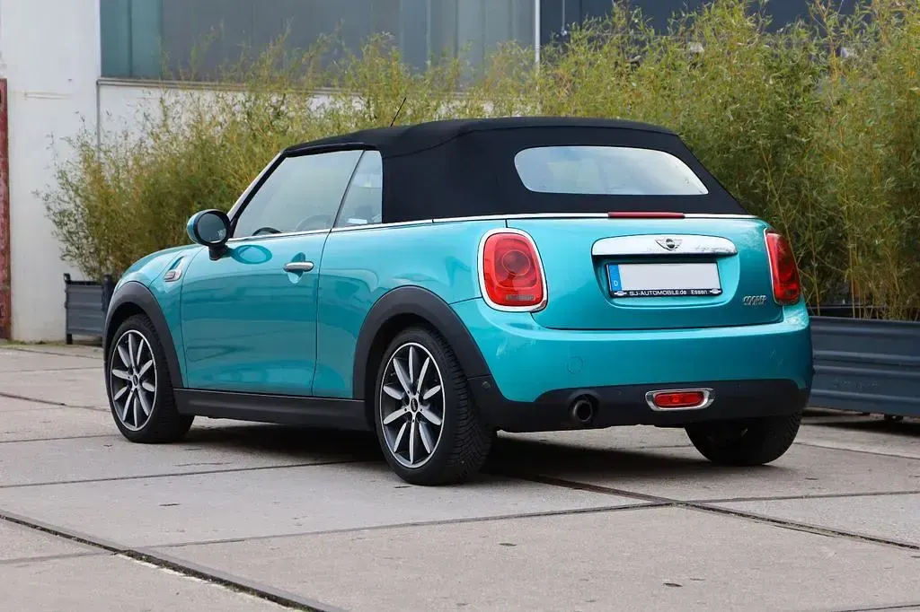 Używany Mini Cooper 136 KM (100 kW) 2016 Zielony Hatchback