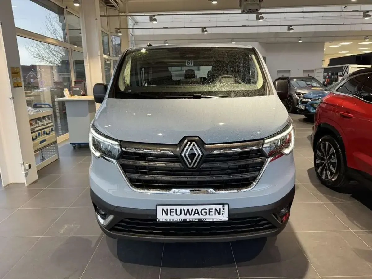 Brugt Renault Trafic 150 HK (110 kW) 2025 Blå MPV
