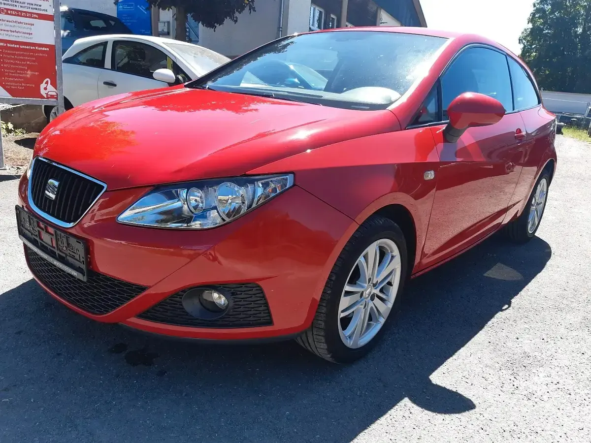 Gebraucht Seat Ibiza 86 PS (63 kW) 2011 Rot Kleinwagen