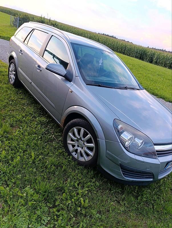 Blau Gebraucht 2006 Opel Astra Kombi | 1.100 € (Superpreis) - Bild 1/4