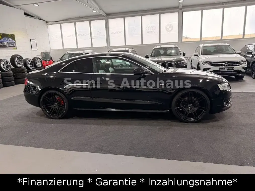 Second-hand Audi A5 S-Line 179 CP (131 kW) 2011 Negru Coupe
