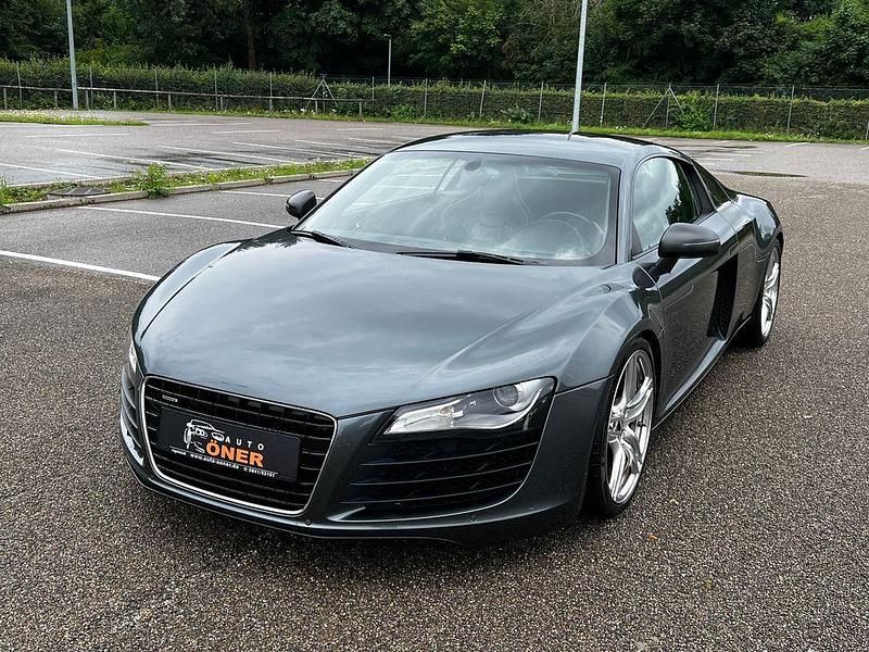 Grau Gebraucht 2008 Audi R8 Coupé Sport Coupé | 49.999 € (Fairer Preis) - Bild 1/4