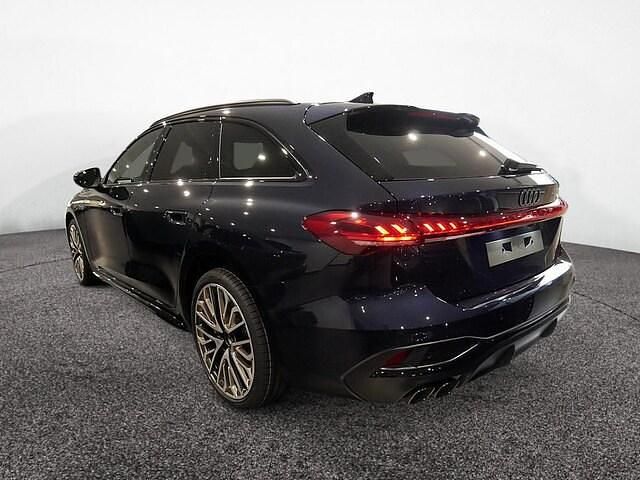 Gebraucht Audi A5 S-Line 204 PS (150 kW) 2025 Firmamentblau metallic Kombi