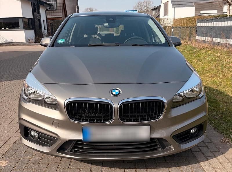 Gebraucht BMW 218 136 PS (100 kW) 2016 Silber Kombi