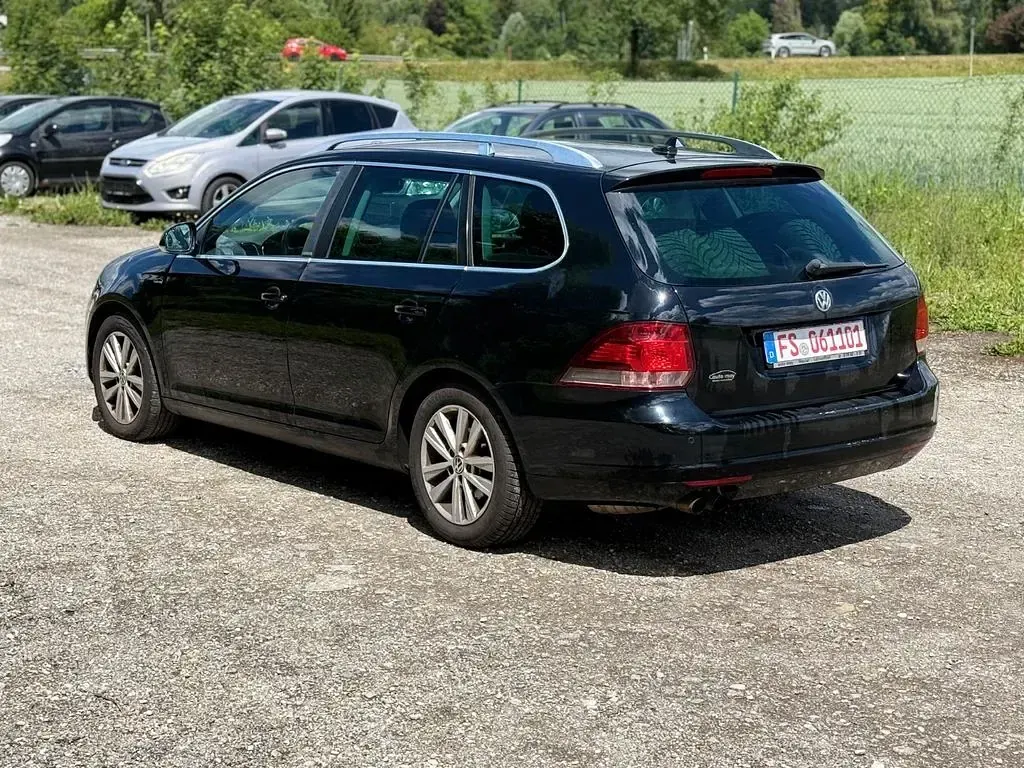 Gebraucht VW Golf VI Style 140 PS (102 kW) 2011 Ebenholzschwarz Kleinwagen