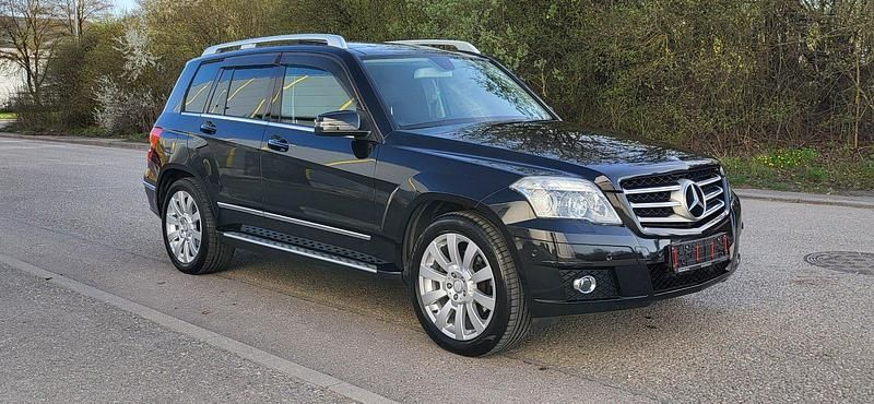 Gebraucht Mercedes GLK300 231 PS (169 kW) 2009 Schwarz SUV
