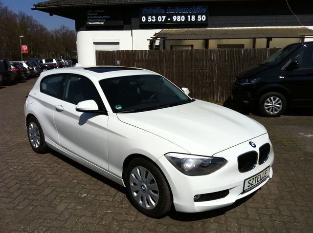 Weiß Gebraucht 2013 BMW 116 Sport Line Kleinwagen | 11.990 € (Etwas zu teuer) - Bild 1/4