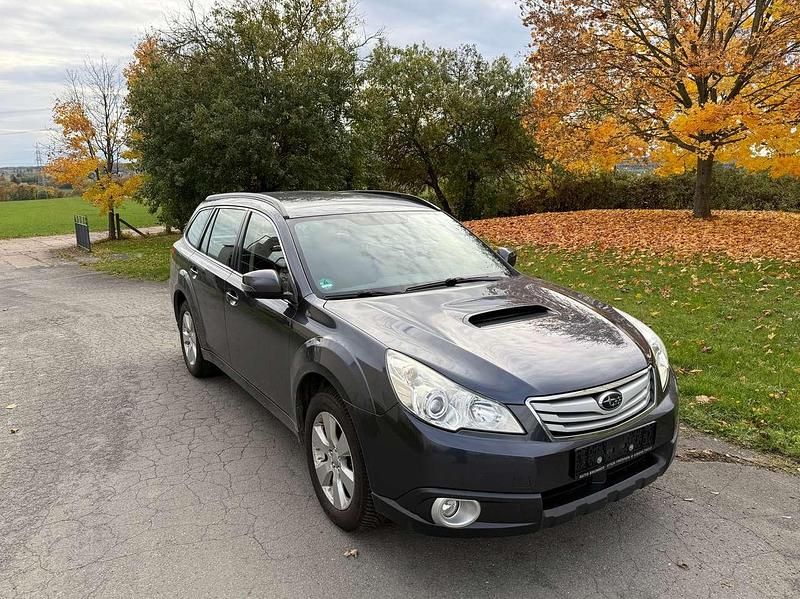 Gebraucht Subaru Legacy Comfort 150 PS (110 kW) 2012 Grau Kombi