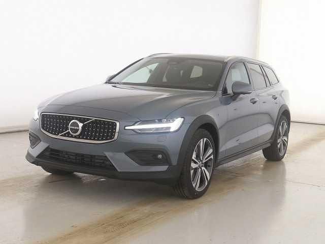 Gebraucht 2024 Volvo V60 CC Kombi | 45.880 € (Etwas zu teuer) - Bild 1/4