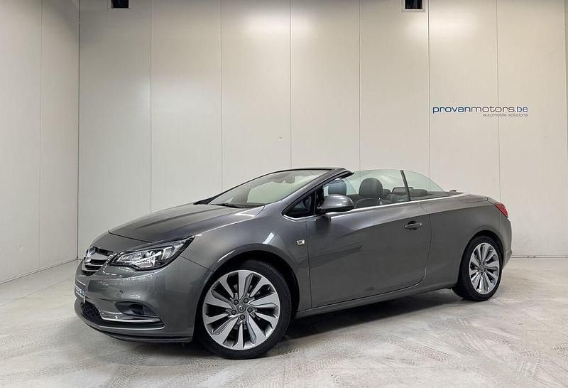 Gebraucht Opel Cascada 140 PS (102 kW) 2018 Grau Cabrio