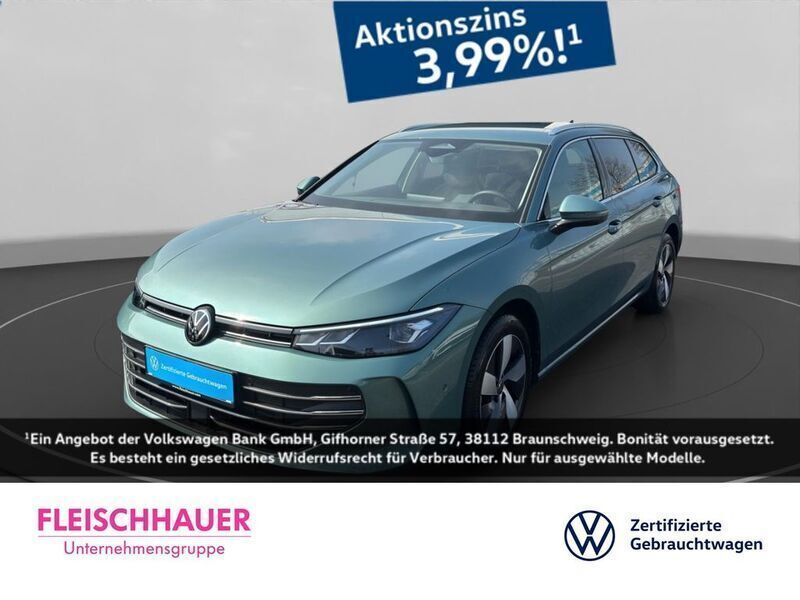 Gebraucht VW Passat Business 150 PS (110 kW) 2024 Gruen Kombi