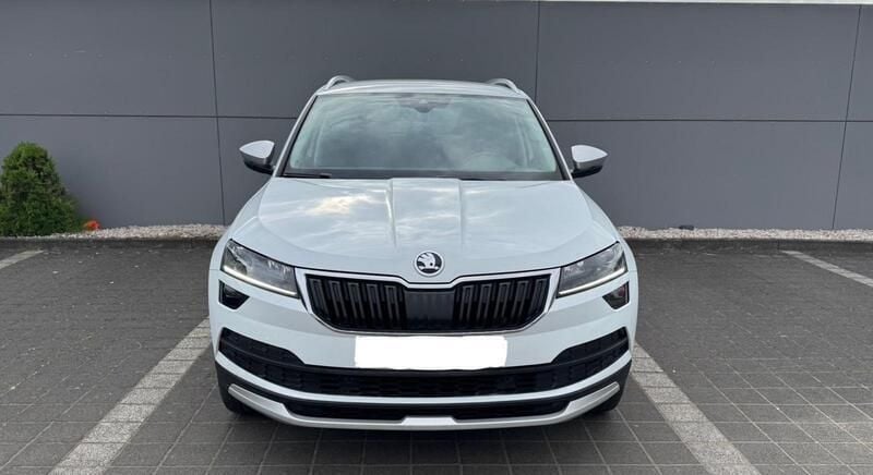 Weiß Gebraucht 2019 Skoda Karoq SUV | 14.900 € - Bild 1/4