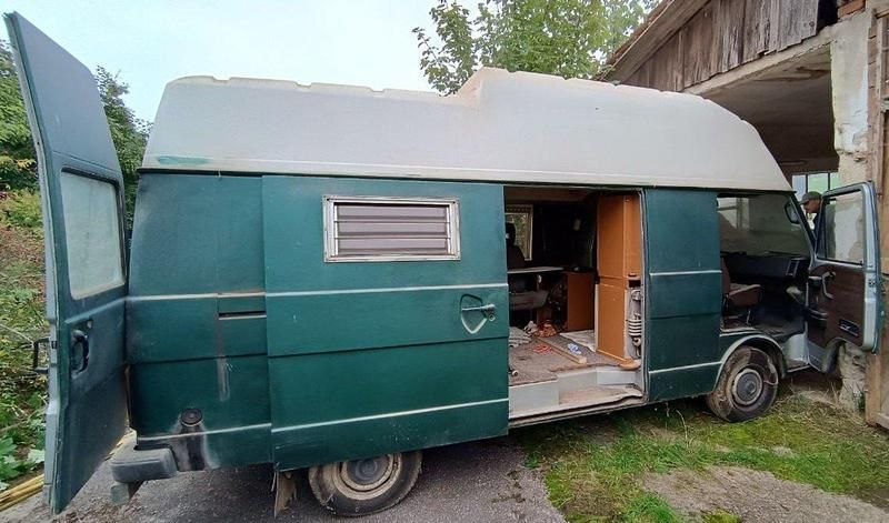 Grün Gebraucht 1986 VW LT Van / Kleinbus | 850 € - Bild 1/4