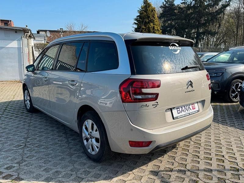 Gebraucht Citroën C4 SpaceTourer 131 PS (96 kW) 2018 Lackierung sable/typ Van / Kleinbus