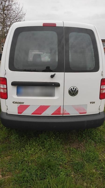 Second-hand VW Caddy 75 CP (55 kW) 2011 Alb Monovolum