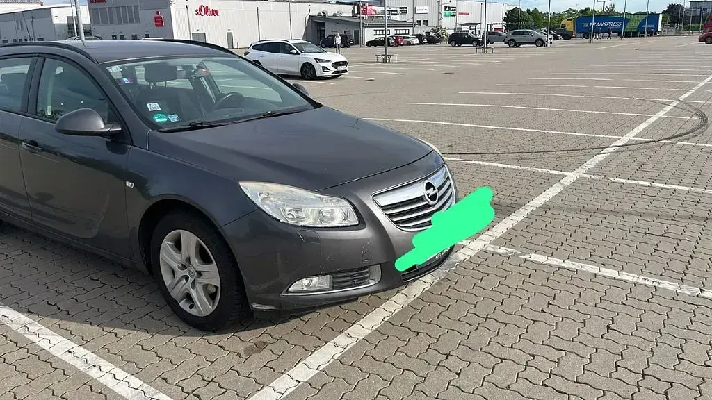 Gebraucht Opel Insignia Selection 131 PS (96 kW) 2010 Grau Kombi