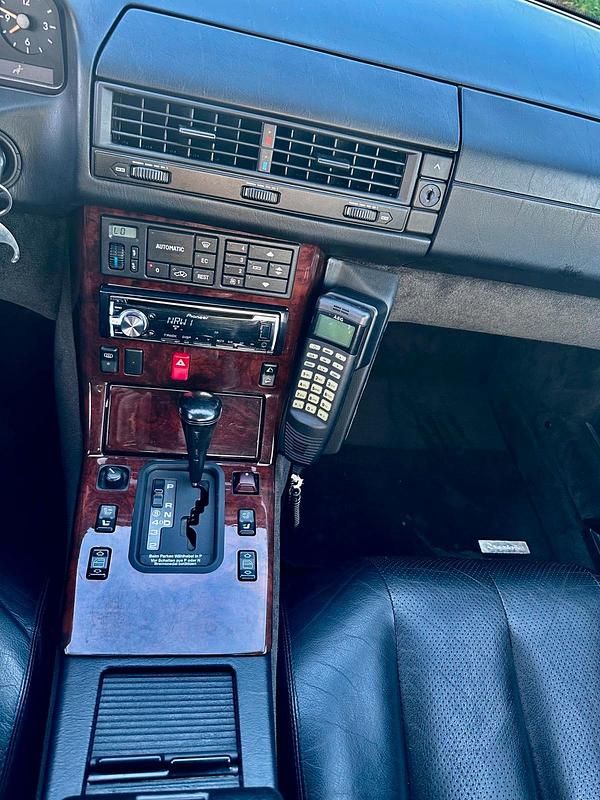 Gebraucht Mercedes SL320 231 PS (169 kW) 1994 Andere farben Cabrio