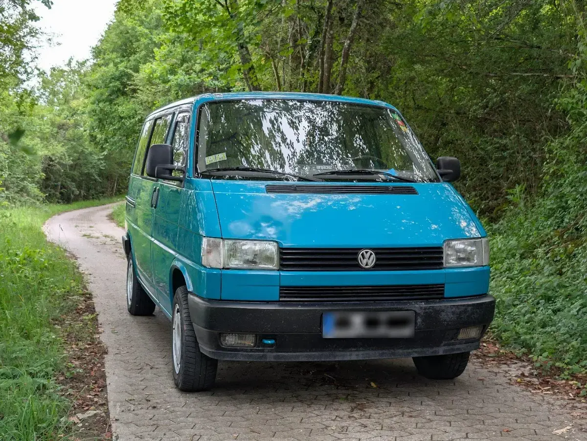 Gebraucht VW T4 77 PS (56 kW) 1993 Blau Van