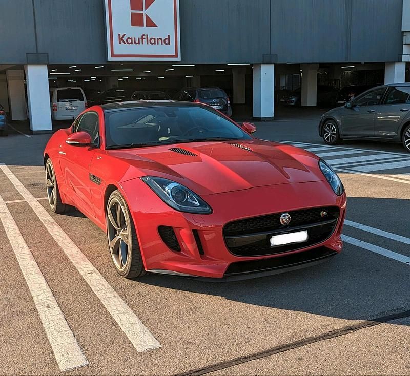 Rot Gebraucht 2025 Jaguar F-Type Coupé | 31.950 € - Bild 1/3