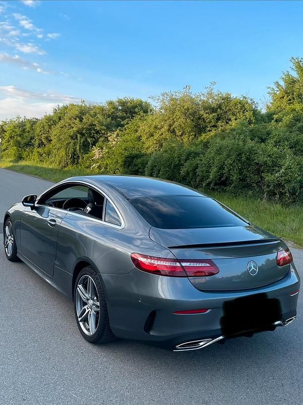 Gebraucht Mercedes E200 184 PS (135 kW) 2017 Grau Coupé