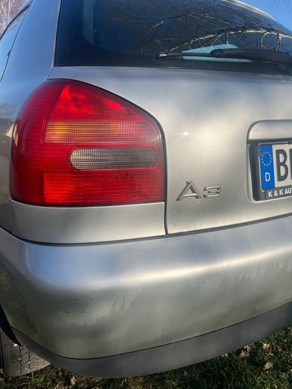 Gebraucht Audi A3 Ambiente 101 PS (74 kW) 2000 Silber Kleinwagen