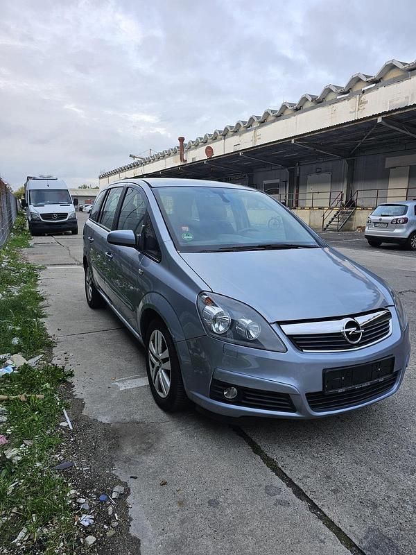 Gebraucht Opel Zafira 150 PS (110 kW) 2007 Grau Van / Kleinbus