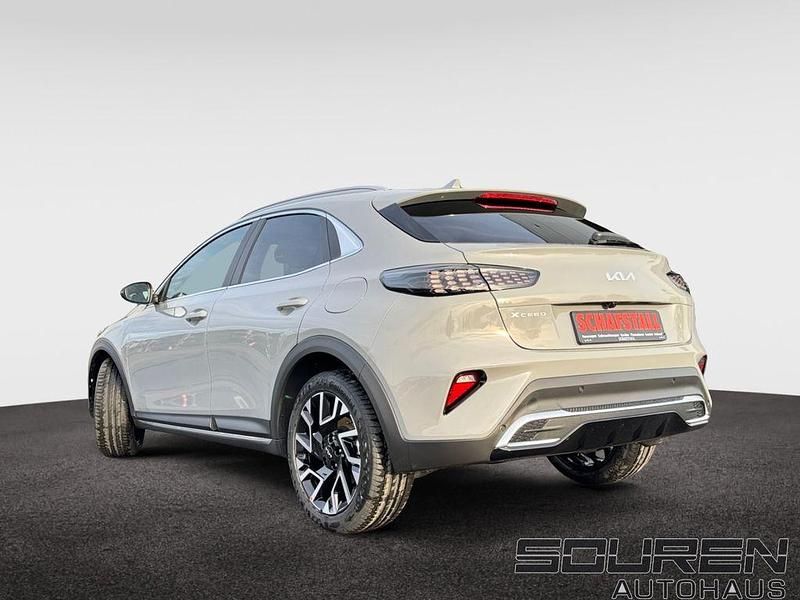 Neu Kia XCeed 150 PS (110 kW) 2026 Grau SUV