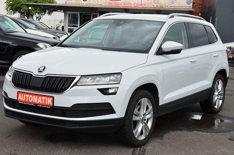 Weiß Gebraucht 2019 Skoda Karoq Style SUV | 19.900 € (Fairer Preis) - Bild 1/4
