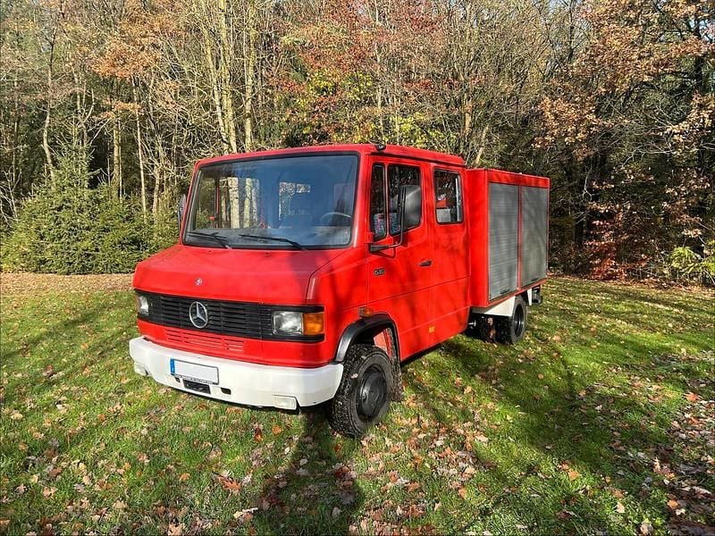 Gebraucht Mercedes T2 105 PS (77 kW) 1993 Rot Van