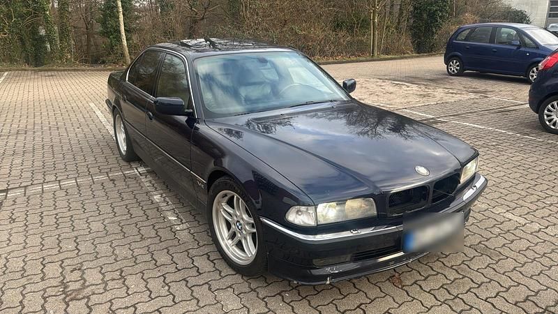 Gebraucht BMW 750 Performance 326 PS (239 kW) 1997 Blau Limousine