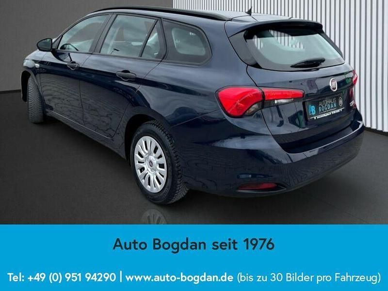 Gebraucht Fiat Tipo Pop 95 PS (69 kW) 2017 Blau Kombi