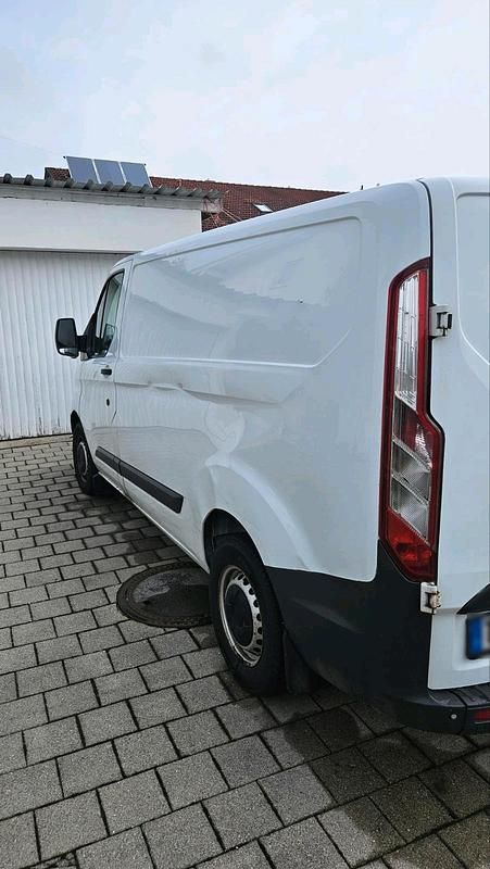 Gebraucht Ford Transit Custom 101 PS (74 kW) 2015 Weiß Van / Kleinbus