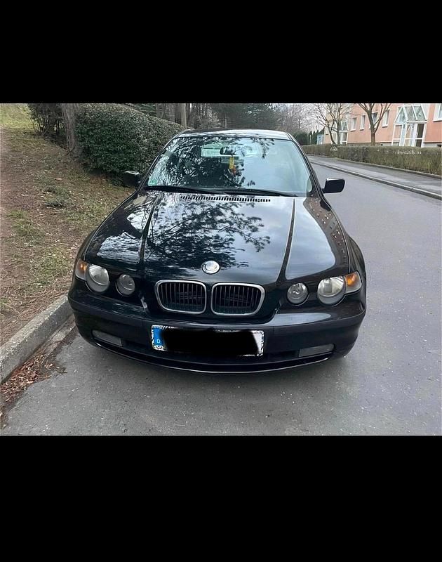 Gebraucht BMW 316 115 PS (84 kW) 2003 Schwarz Kombi