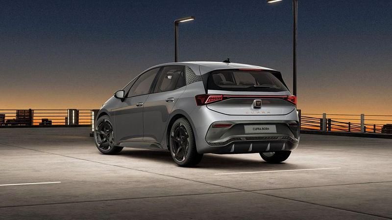 Neu Cupra Born 169 kW (231 PS) 2025 Silber Kleinwagen