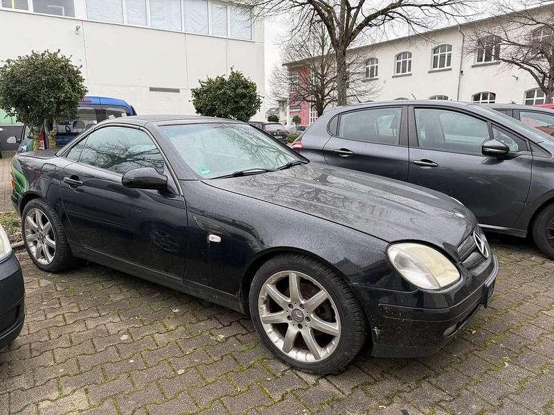 Gebraucht Mercedes SLK200 136 PS (100 kW) 1999 Schwarz Cabrio