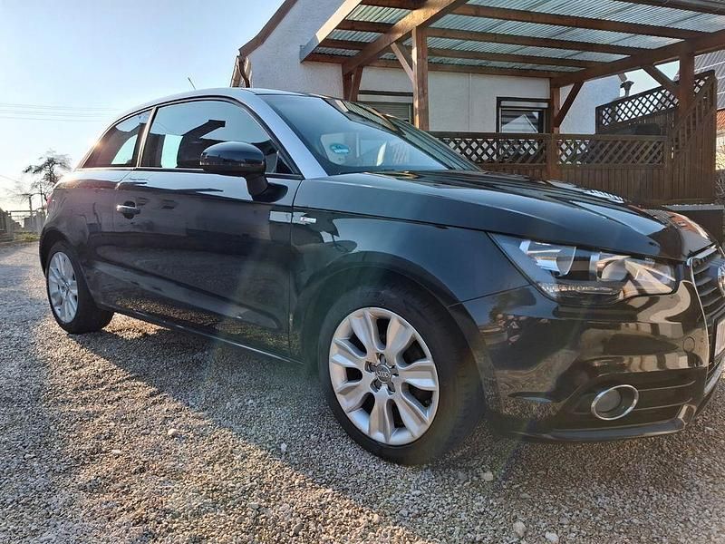 Gebraucht Audi A1 S-Line 86 PS (63 kW) 2011 Schwarz Kleinwagen