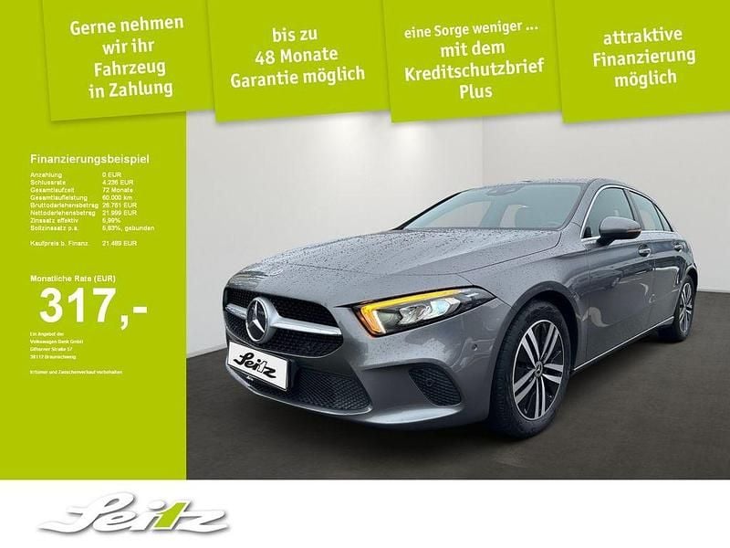 Grau Gebraucht 2020 Mercedes A200 Limousine | 21.489 € (Guter Preis) - Bild 1/3